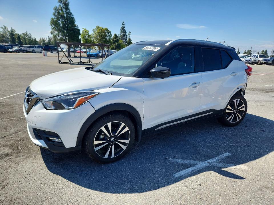 Продаж на аукціоні авто 2018 Nissan Kicks, vin: 3N1CP5CU6JL501163, номер лоту: 50667006