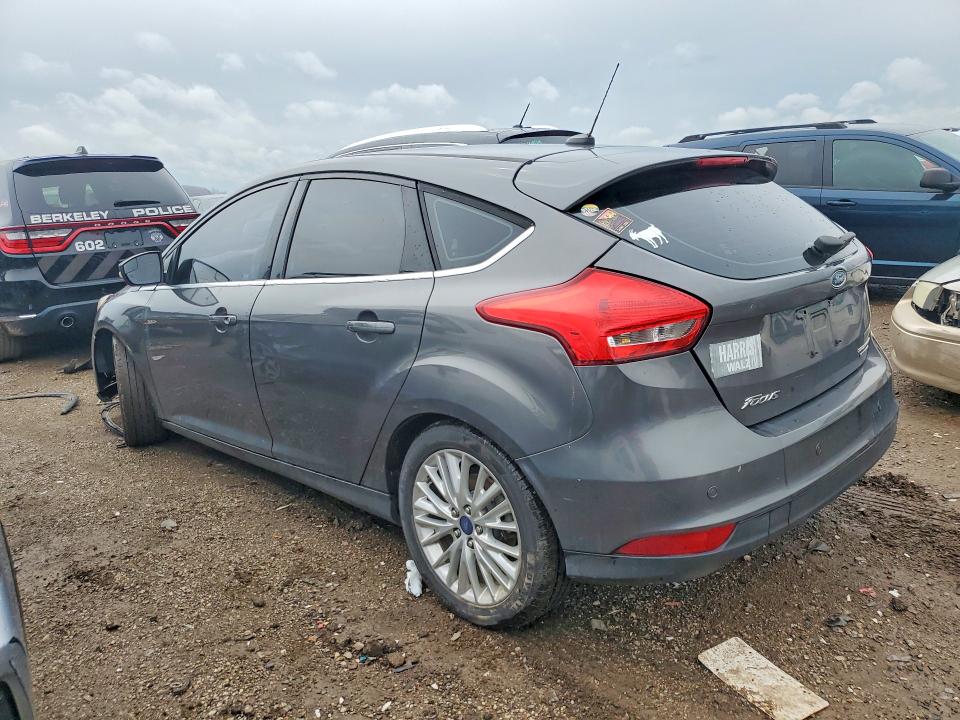 2015 Ford Focus მანქანა იყიდება აუქციონზე, vin: 1FADP3N21FL278136, აუქციონის ნომერი: 49911636
