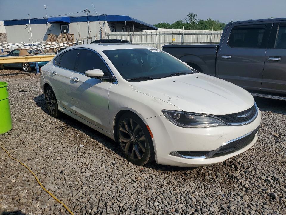 49318516 :رقم المزاد ، 1C3CCCCGXFN662067 vin ، 2015 Chrysler 200 مزاد بيع
