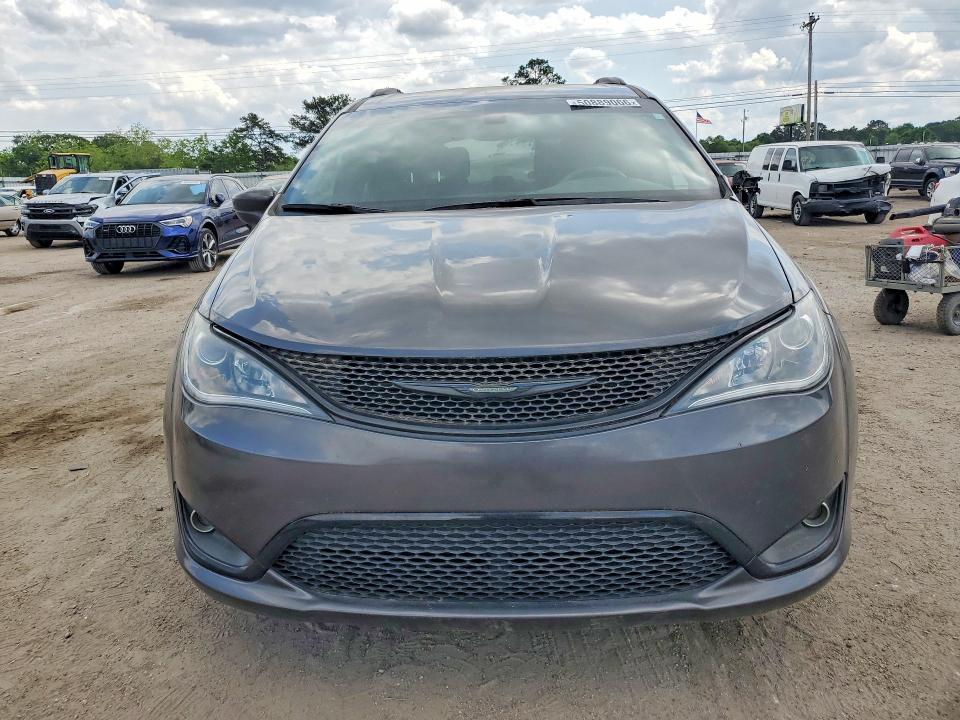 Продажа на аукционе авто 2018 Chrysler Pacifica, vin: 2C4RC1FG6JR356825, номер лота: 50889066
