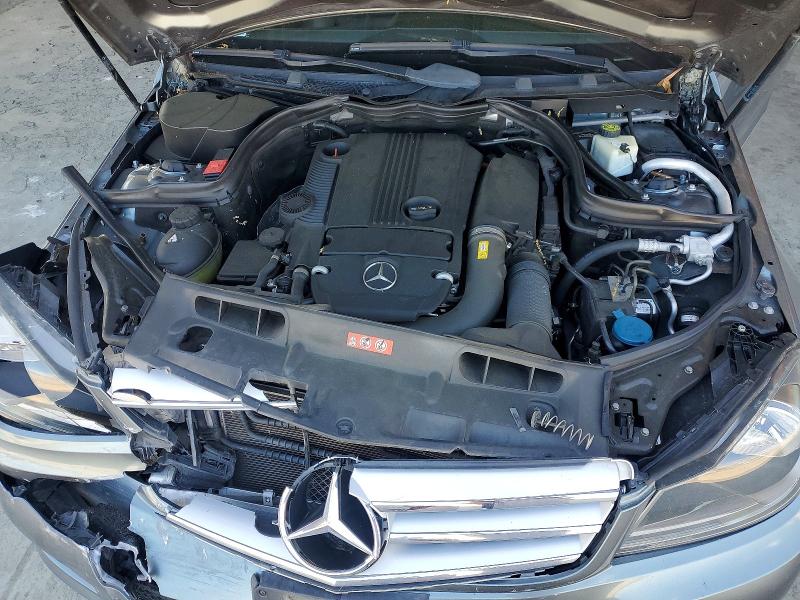 48448776 :رقم المزاد ، WDDGF4HB3CR237002 vin ، 2012 Mercedes-benz C مزاد بيع