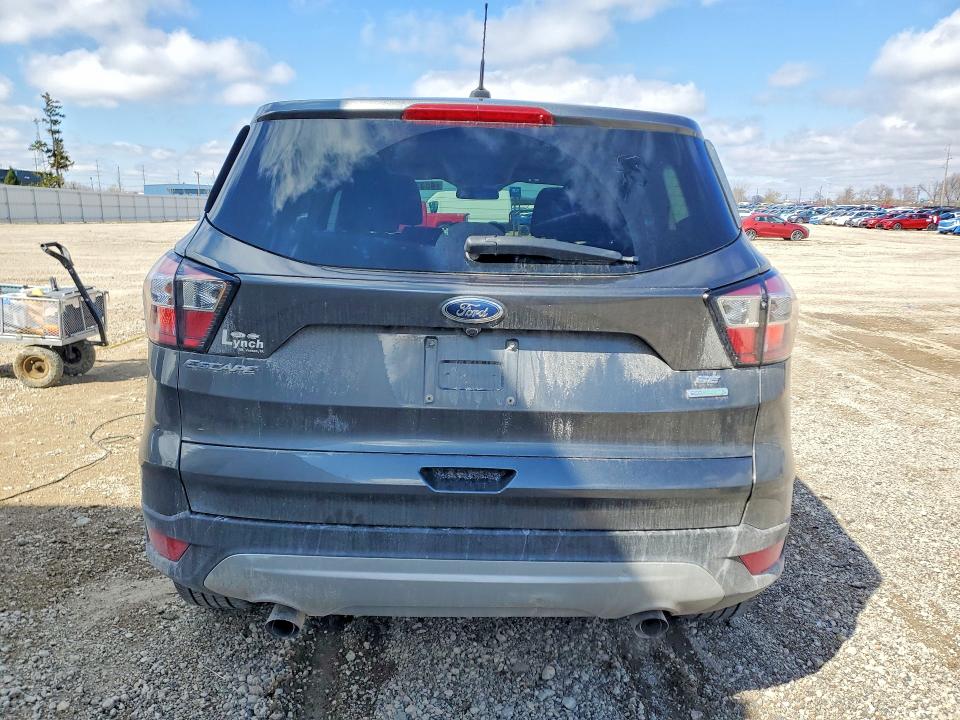 2017 Ford Escape მანქანა იყიდება აუქციონზე, vin: 1FMCU0GD4HUC09915, აუქციონის ნომერი: 48322506