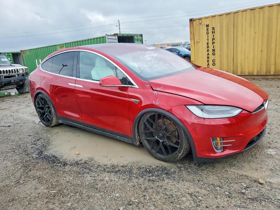 51629556 :رقم المزاد ، 5YJXCBE23GF004759 vin ، 2016 Tesla Model X مزاد بيع