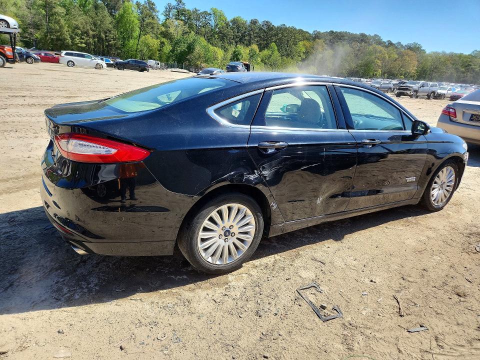 50479856 :رقم المزاد ، 3FA6P0PU0GR110951 vin ، 2016 Ford Fusion مزاد بيع