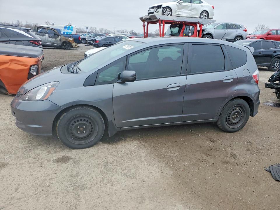 Продажа на аукционе авто 2013 Honda Fit, vin: LUCGE8H50D3008100, номер лота: 47590166