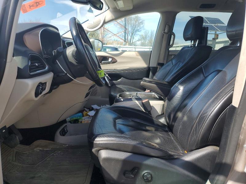 49255926 :رقم المزاد ، 2C4RC1EG3HR614293 vin ، 2017 Chrysler Pacifica مزاد بيع
