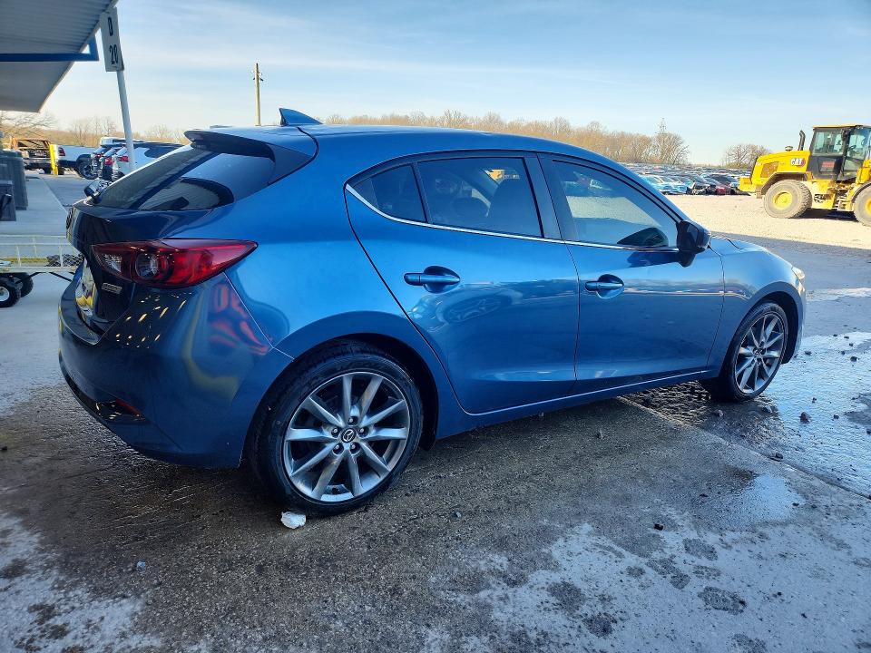 2018 Mazda 3 მანქანა იყიდება აუქციონზე, vin: 3MZBN1L38JM188168, აუქციონის ნომერი: 50921726