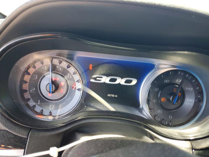 50654746 :رقم المزاد ، 2C3CCABG5NH236400 vin ، 2022 Chrysler 300 مزاد بيع