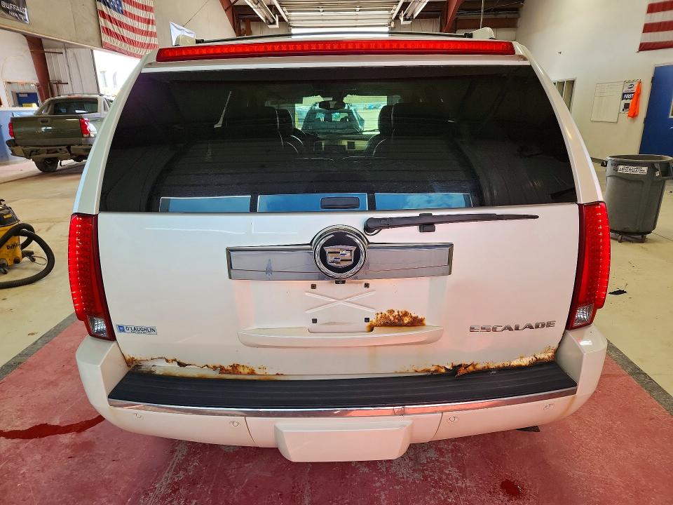 Auction sale of the 2008 Cadillac Escalade, vin: 1GYFK63888R198255, lot number: 50083276