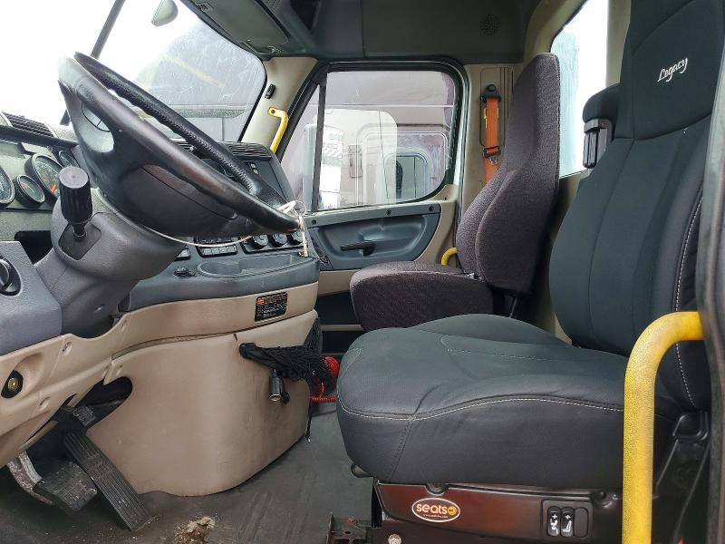 Продаж на аукціоні авто 2018 Freigliner Cascadia 113, vin: 1FUBGAD95JLJS1005, номер лоту: 50357936