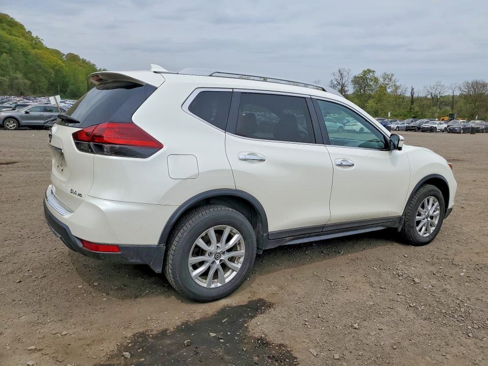2018 Nissan Rogue მანქანა იყიდება აუქციონზე, vin: 5N1AT2MV1JC838417, აუქციონის ნომერი: 51667996