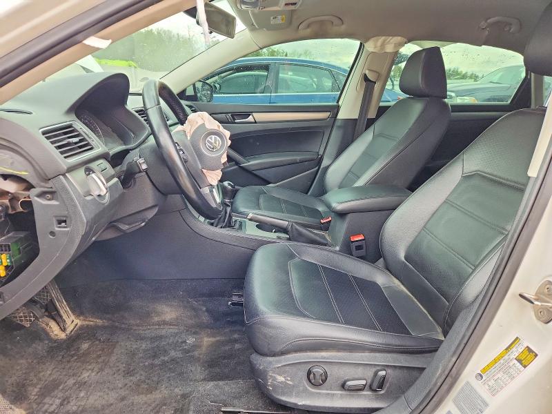 49974516 :رقم المزاد ، 1VWBV7A36FC082462 vin ، 2015 Volkswagen Passat مزاد بيع