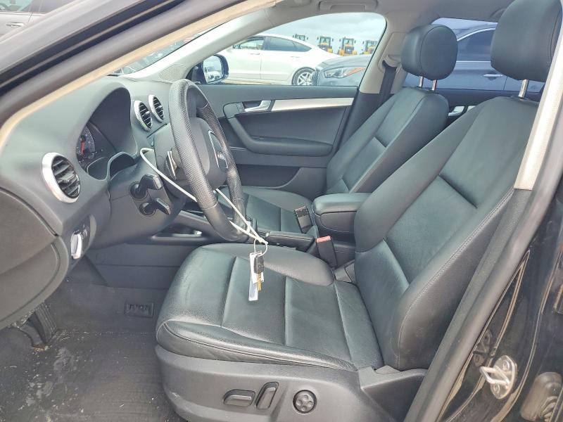 Продажа на аукционе авто 2011 Audi A3, vin: WAUMFAFM8BA136564, номер лота: 49400696