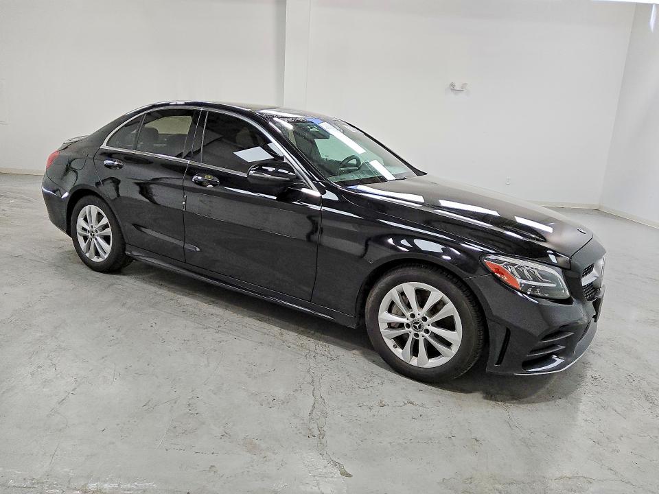50649786 :رقم المزاد ، 55SWF8EB7KU291083 vin ، 2019 Mercedes-benz C مزاد بيع
