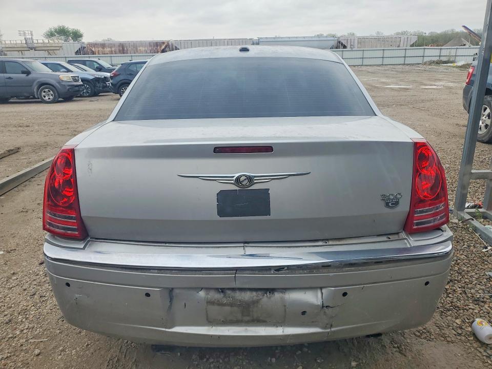 Auction sale of the 2010 Chrysler 300c, vin: 2C3CA6CT6AH145323, lot number: 48478966