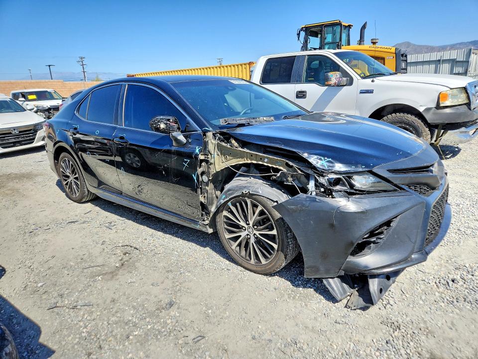 2018 Toyota Camry მანქანა იყიდება აუქციონზე, vin: 4T1B11HK5JU116849, აუქციონის ნომერი: 51567016