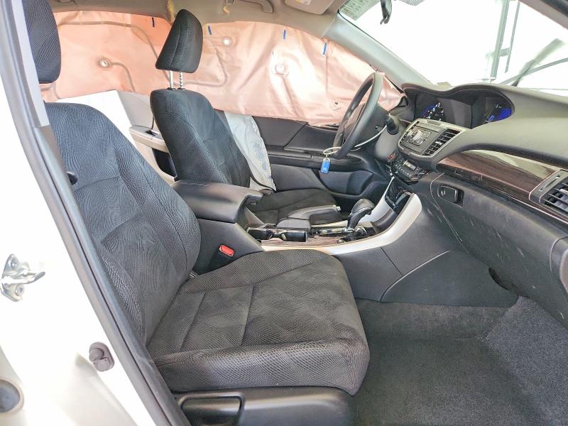 Продажа на аукционе авто 2017 Honda Accord, vin: JHMCR6F38HC014700, номер лота: 51479976