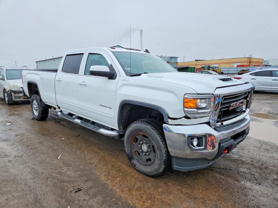 49917006 :رقم المزاد ، 1GT12SEY6JF118805 vin ، 2018 Gmc C2500 مزاد بيع
