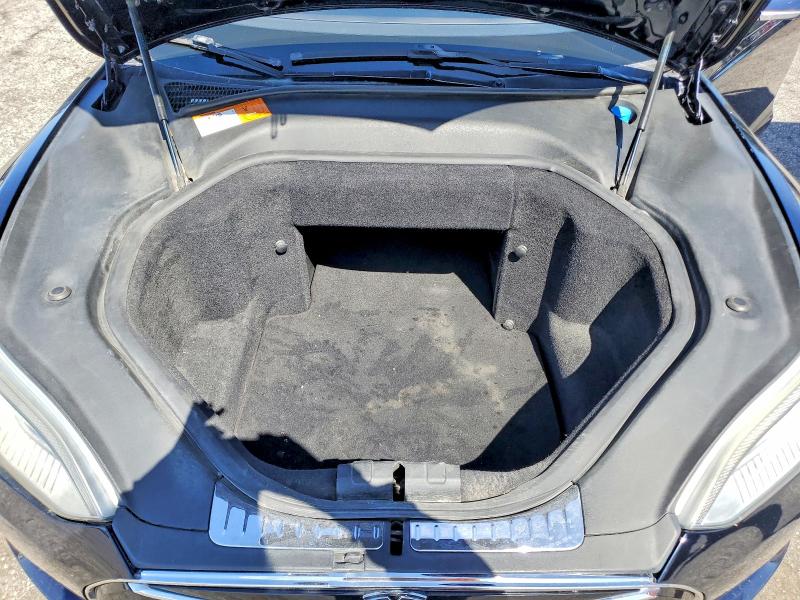 51179126 :رقم المزاد ، 5YJSA1CP1DFP09872 vin ، 2013 Tesla Model S مزاد بيع