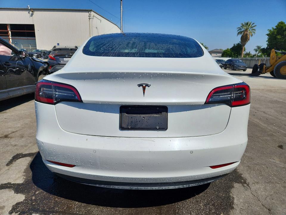 49032176 :رقم المزاد ، 5YJ3E1EA7NF289702 vin ، 2022 Tesla Model 3 مزاد بيع