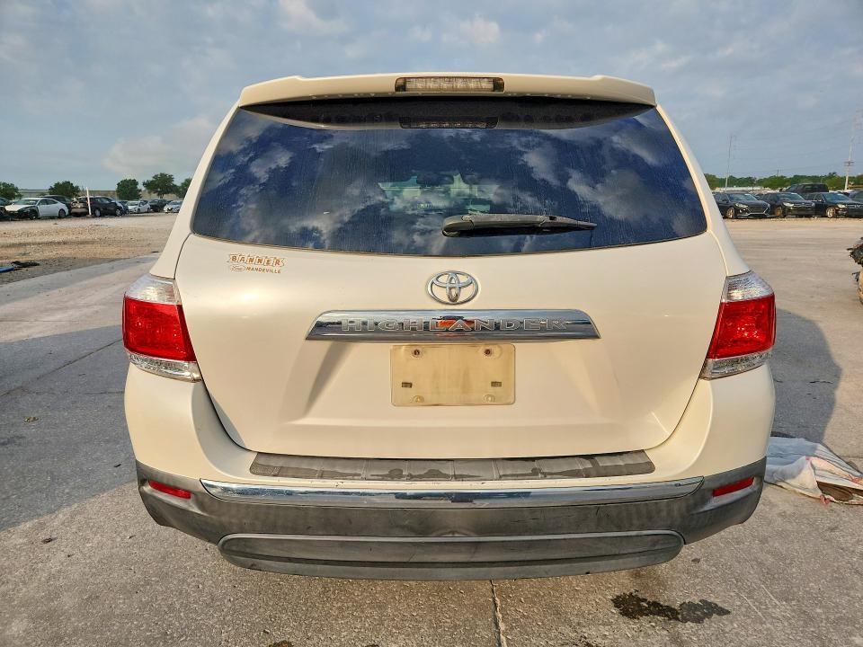 51722916 :رقم المزاد ، 5TDZK3EH4BS040860 vin ، 2011 Toyota Highlander مزاد بيع