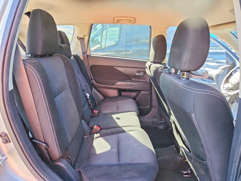 Продаж на аукціоні авто 2018 Mitsubishi Outlander, vin: JA4AD3A3XJZ054593, номер лоту: 48847736