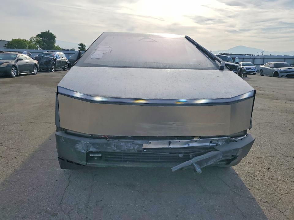 2024 Tesla Cybertruck მანქანა იყიდება აუქციონზე, vin: 7G2CEHED5RA034355, აუქციონის ნომერი: 48831756
