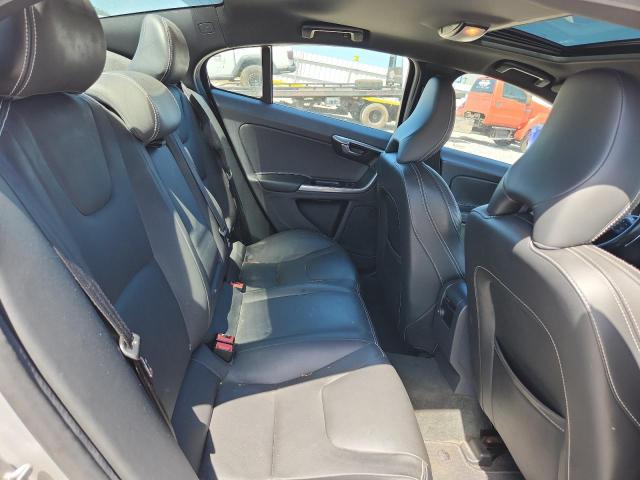 49647736 :رقم المزاد ، YV140MFK6F2367137 vin ، 2015 Volvo S60 مزاد بيع