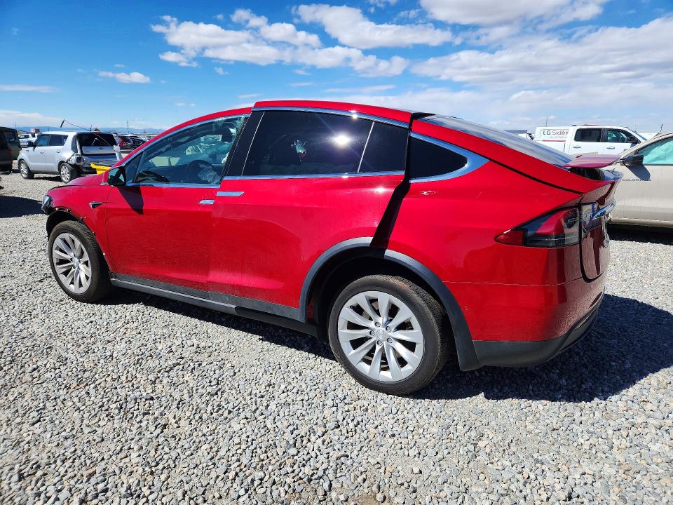 2018 Tesla Model X მანქანა იყიდება აუქციონზე, vin: 5YJXCBE27JF109344, აუქციონის ნომერი: 48774266