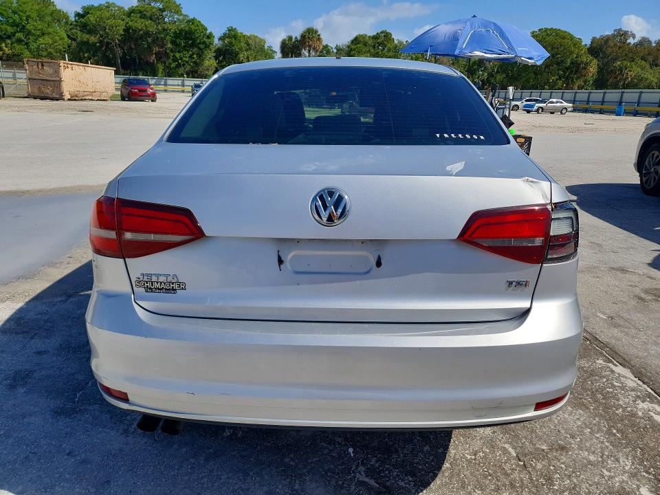 48468306 :رقم المزاد ، 3VW167AJXGM314732 vin ، 2016 Volkswagen Jetta مزاد بيع