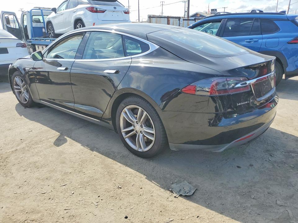 Продажа на аукционе авто 2015 Tesla Model S, vin: 5YJSA1E13FF115036, номер лота: 51166846