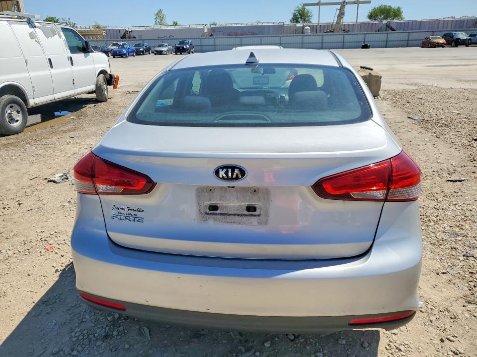 Продаж на аукціоні авто 2018 Kia Forte, vin: 3KPFL4A74JE171198, номер лоту: 49865266