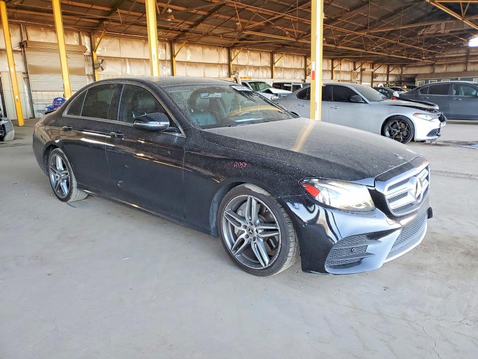 48909876 :رقم المزاد ، WDDZF4JB5JA404233 vin ، 2018 Mercedes-benz E مزاد بيع