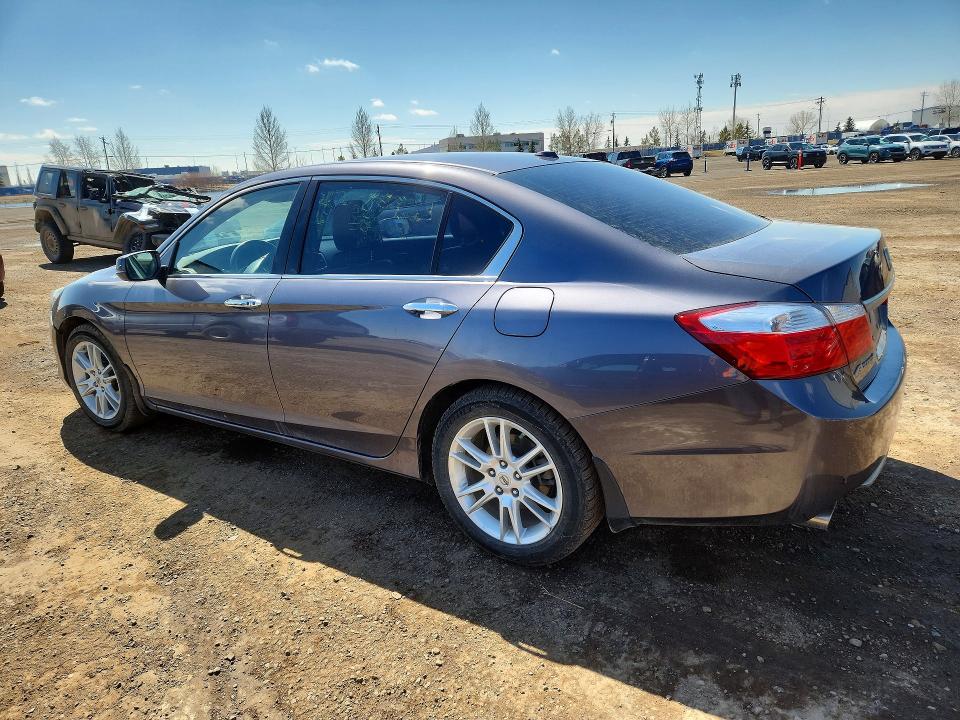 50156036 :رقم المزاد ، 1HGCR3F9XFA801730 vin ، 2015 Honda Accord مزاد بيع