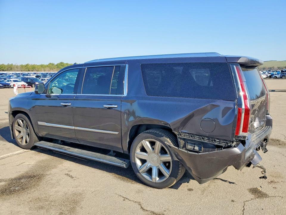 2015 Cadillac Escalade მანქანა იყიდება აუქციონზე, vin: 1GYS4TKJXFR651347, აუქციონის ნომერი: 50814596