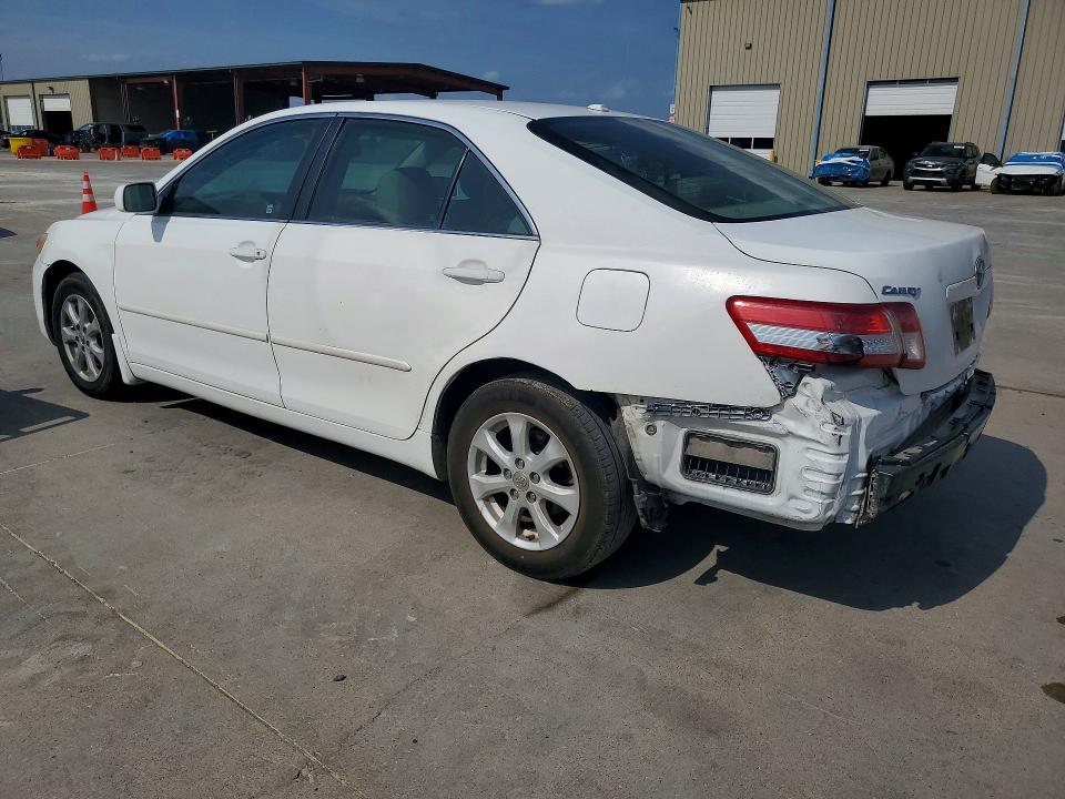 50572826 :رقم المزاد ، 4T1BF3EK9BU637852 vin ، 2011 Toyota Camry مزاد بيع