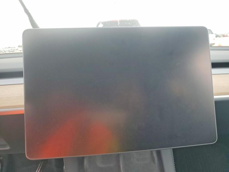 2024 Tesla Model Y მანქანა იყიდება აუქციონზე, vin: 7SAYGDEE1RA225388, აუქციონის ნომერი: 50348476