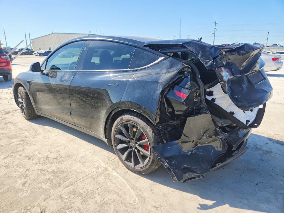 51081666 :رقم المزاد ، 7SAYGDEF7RF037406 vin ، 2024 Tesla Model Y مزاد بيع