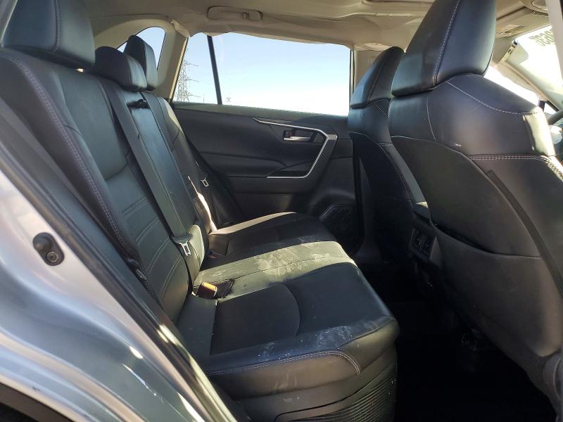 Продажа на аукционе авто 2024 Toyota Rav4, vin: 2T3B6RFV2RW047425, номер лота: 51693636