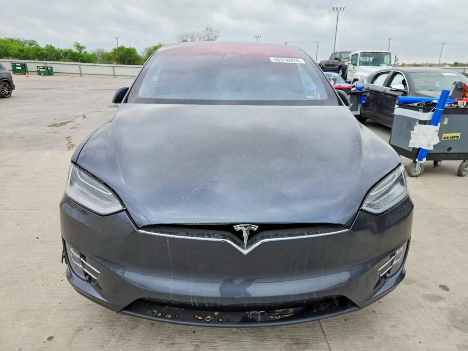 2018 Tesla Model X მანქანა იყიდება აუქციონზე, vin: 5YJXCAE4XJF142933, აუქციონის ნომერი: 48316926