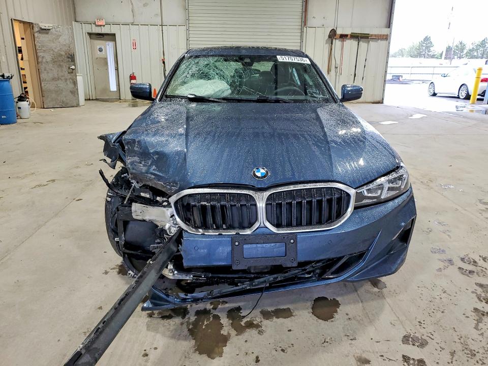 51707536 :رقم المزاد ، 3MW89CW09S8E92115 vin ، 2025 Bmw 330xi مزاد بيع