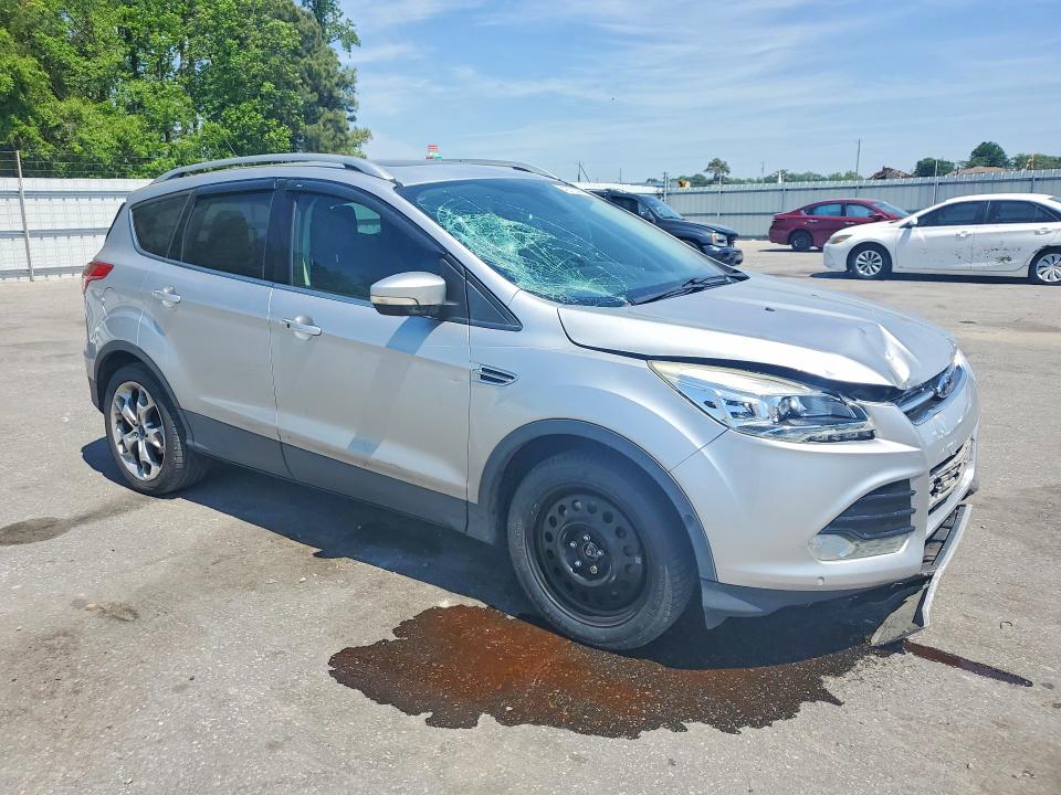 Продаж на аукціоні авто 2015 Ford Escape, vin: 1FMCU9J95FUC33159, номер лоту: 49722986