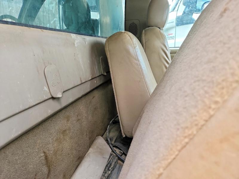 50907146 :رقم المزاد ، 1GBJK34G15E294109 vin ، 2005 Chev Silverado مزاد بيع