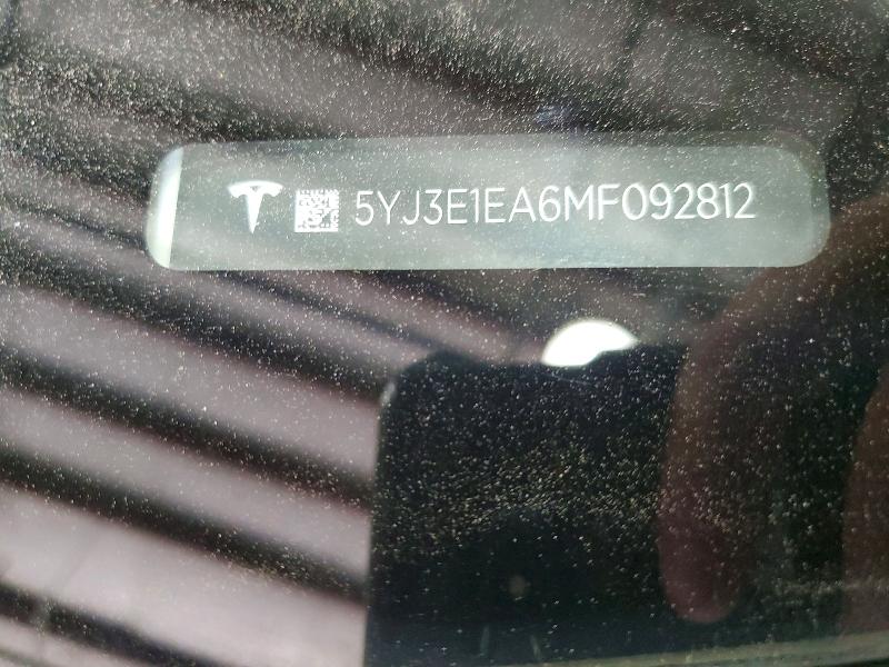 48515946 :رقم المزاد ، 5YJ3E1EA6MF092812 vin ، 2021 Tesla Model 3 مزاد بيع