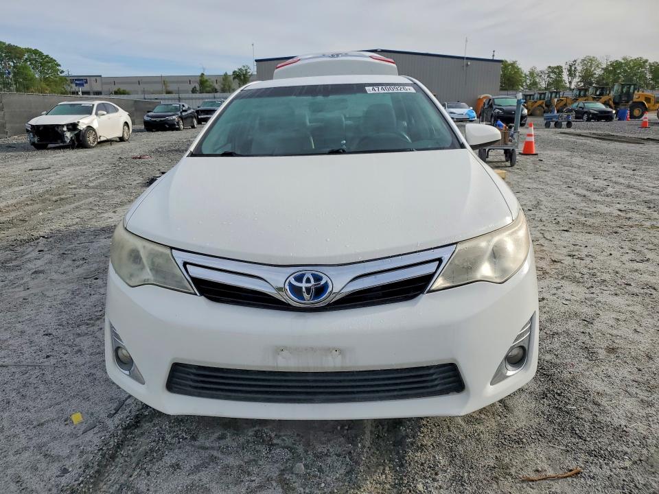 2013 Toyota Camry Hybrid მანქანა იყიდება აუქციონზე, vin: 4T1BD1FKXDU069333, აუქციონის ნომერი: 47400926