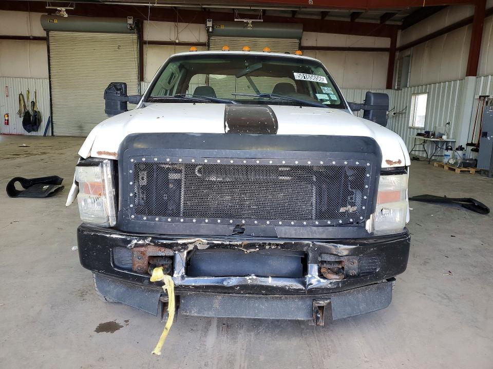 50165656 :رقم المزاد ، 1FTSX2B56AEB32502 vin ، 2010 Ford F250 مزاد بيع