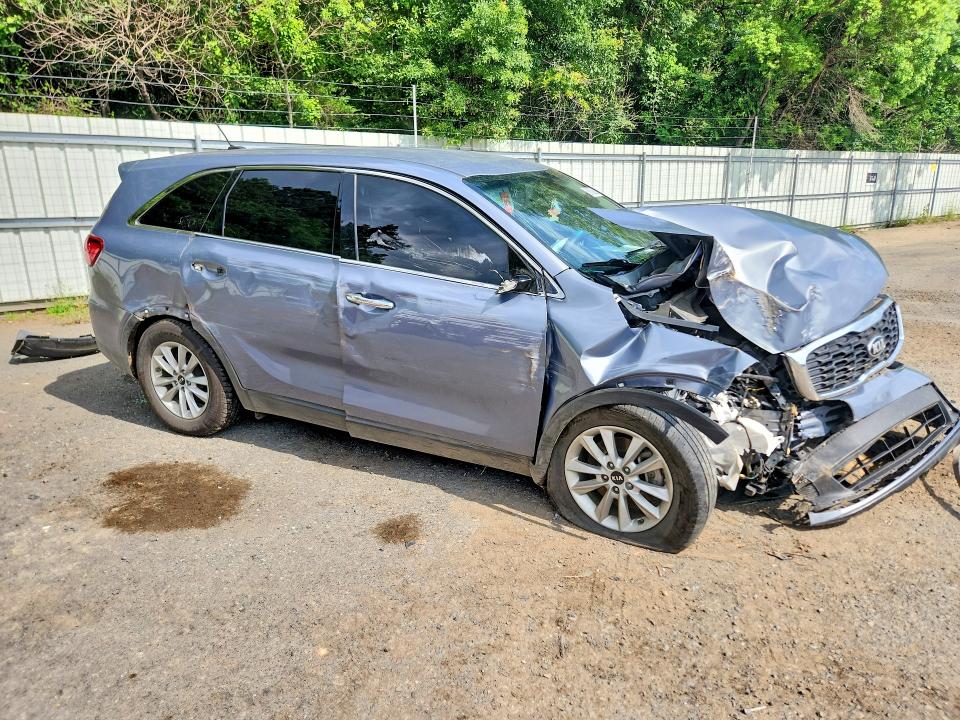 50608886 :رقم المزاد ، 5XYPG4A39LG632231 vin ، 2020 Kia Sorento مزاد بيع