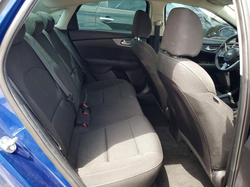 2021 Kia Forte მანქანა იყიდება აუქციონზე, vin: 3KPF24AD8ME412581, აუქციონის ნომერი: 50180776