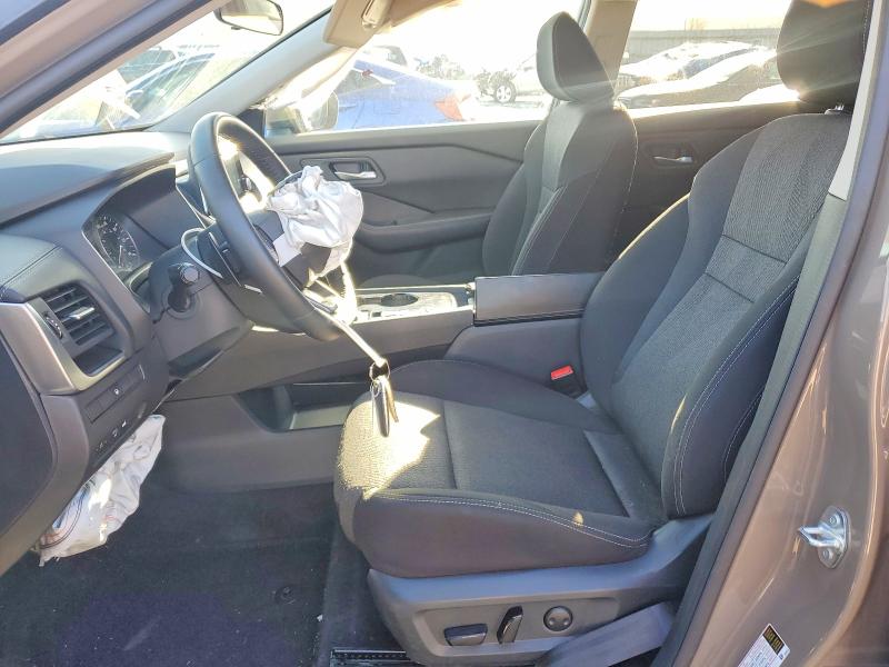 49020186 :رقم المزاد ، 5N1BT3BA8SC776011 vin ، 2025 Nissan Rogue مزاد بيع