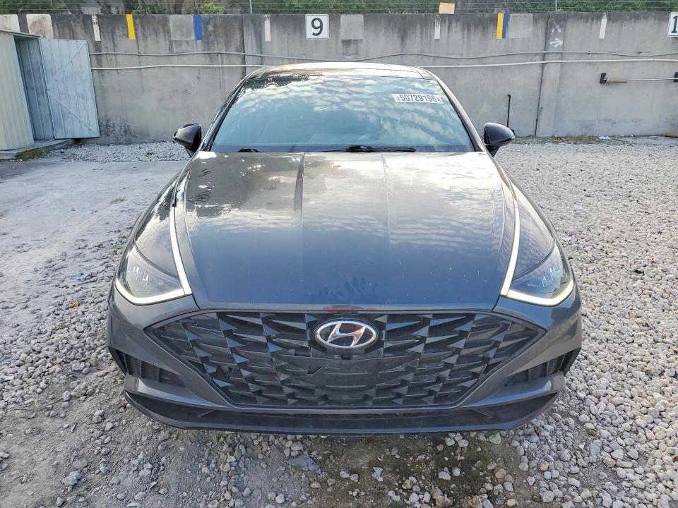 2021 Hyundai Sonata მანქანა იყიდება აუქციონზე, vin: 5NPEJ4J22MH084583, აუქციონის ნომერი: 50729196